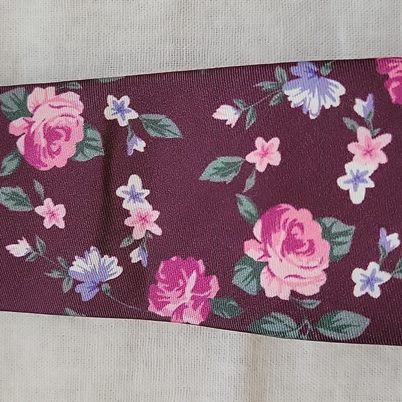 Express Tie - Picture 2 of 5